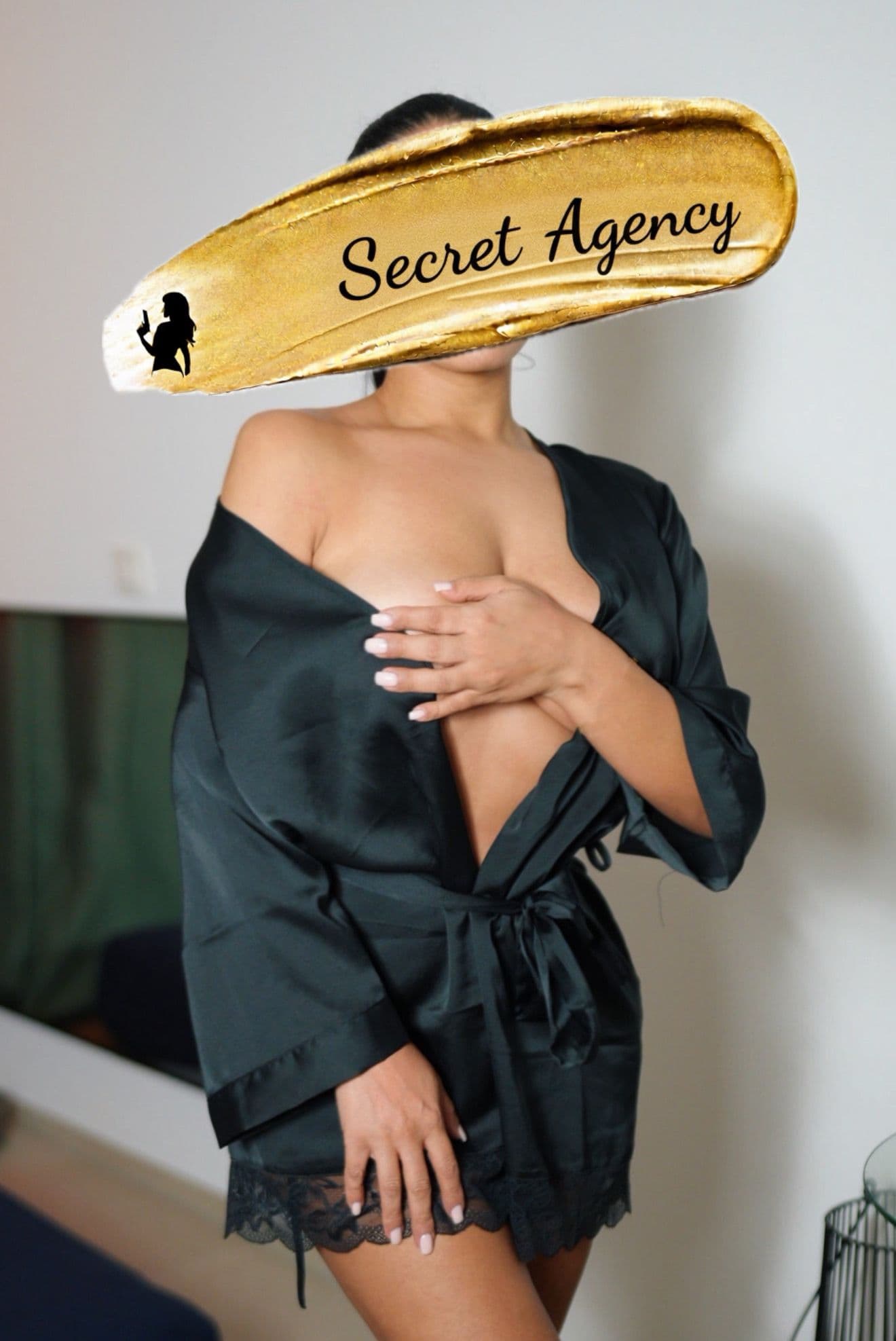 Yasmine - Premium Escort in Belgium